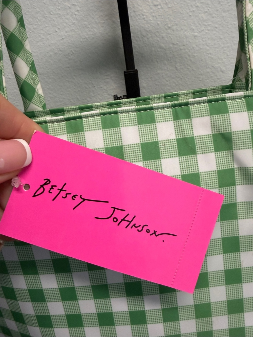 Betsey Johnson | Kelley Green Gingham Insulated Lunch Tote - Picture 2 of 8